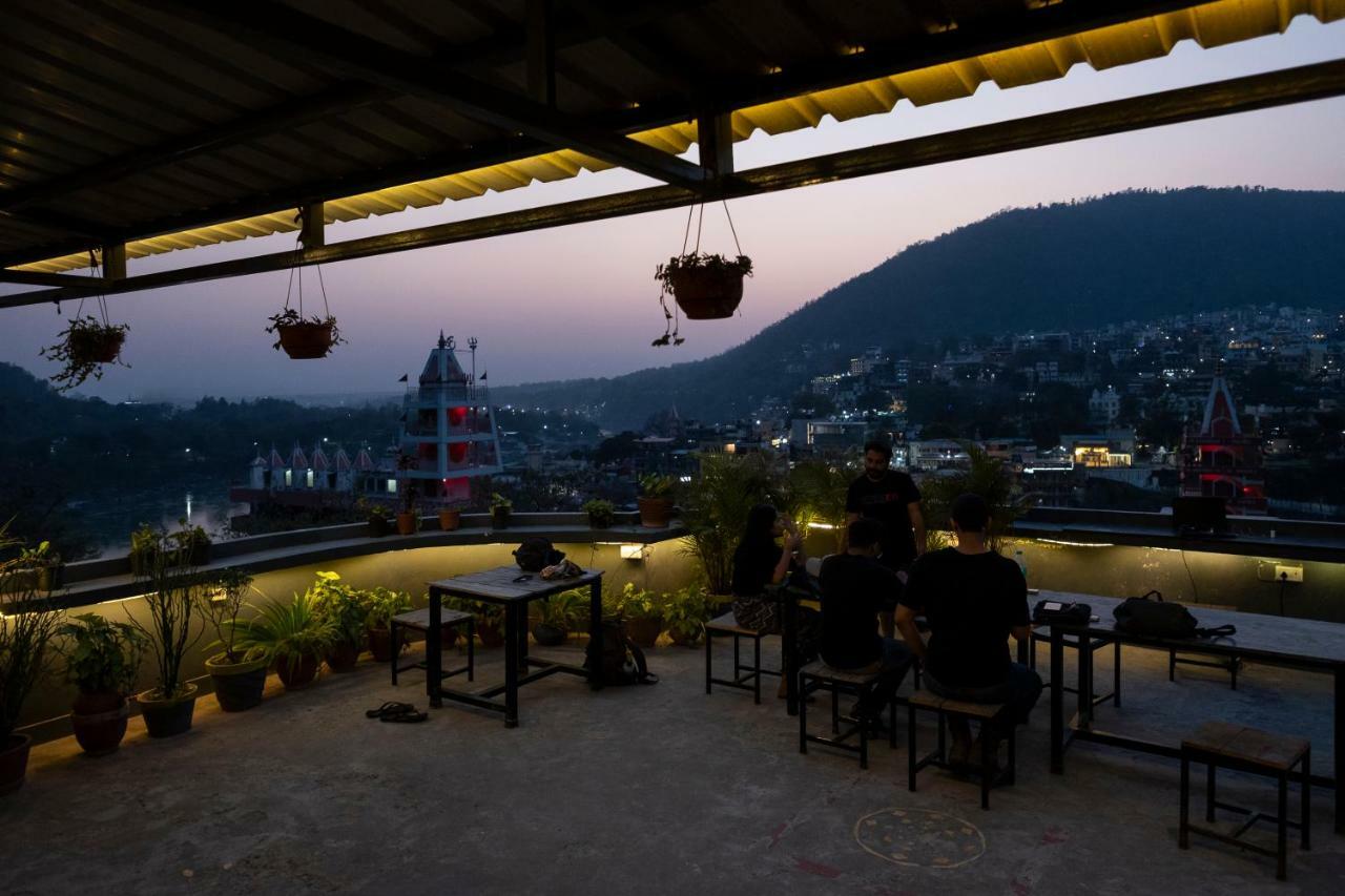 Bunkstay Coworking Hostel & Glamping Rishīkesh Exterior foto